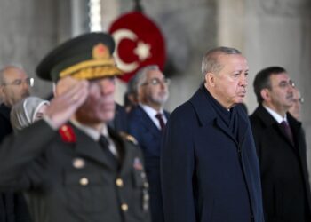 Erdoğan: Türkiye küresel güç olma yolunda emin adımlarla ilerlemekte