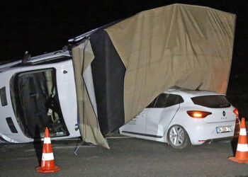 Diyarbakır’da zincirleme trafik kazası: 4 ölü, 13 yaralı