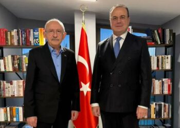 Kılıçdaroğlu: ‘CHP kimliği yolsuzlukla anılamaz, aklanıp gelsinler’