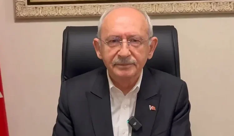 Sabah gazetesine konuşan Kılıçdaroğlu: "CHP rüşvetlerle, yolsuzluklarla bir araya gelemez" 1 Sabah gazetesine konuşan Kılıçdaroğlu: “CHP rüşvetlerle, yolsuzluklarla bir araya gelemez”