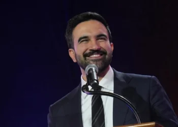New York’a seçimi kazanan Mamdani, ilk Müslüman belediye başkanı oldu