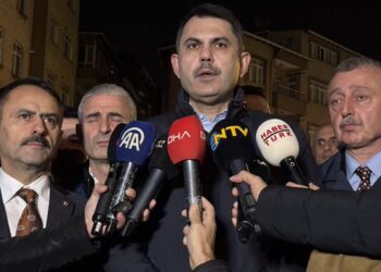 Gebze’de çöken apartmanın bulunduğu bölgede 16 bina boşaltıldı