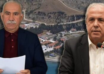 Şamil Tayyar, Öcalan'ın notlarını öne yazdı sonra sildi: "Bahçeli'ye teşekkür etmiş, DEM'e kızmış..." 8 Şamil Tayyar, Öcalan’ın notlarını öne yazdı sonra sildi: “Bahçeli’ye teşekkür etmiş, DEM’e kızmış…”