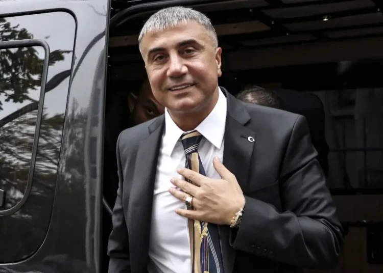 İddia: Sedat Peker, Rojin Kabaiş olayında avukatını görevlendirebilir 1 İddia: Sedat Peker, Rojin Kabaiş olayında avukatını görevlendirebilir