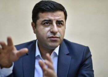 Demirtaş’tan tartışmalara net yanıt: Öcalan’ın yürüttüğü sürecin içindeyim, yanındayım, arkasındayım
