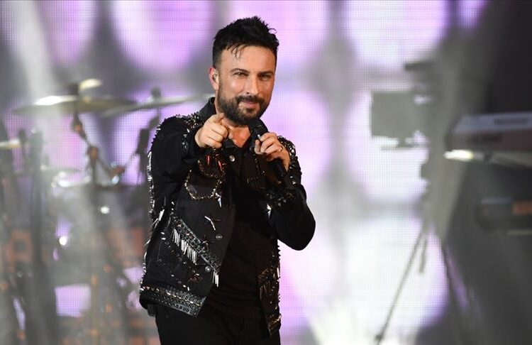 Biletler kısa sürede tükenmişti: Tarkan 8 yeni konserin müjdesini verdi 1 Biletler kısa sürede tükenmişti: Tarkan 8 yeni konserin müjdesini verdi