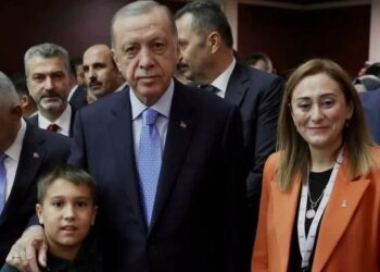 AK Partili isim ‘saldırılara maruz kaldım’ diyerek görevinden istifa etti