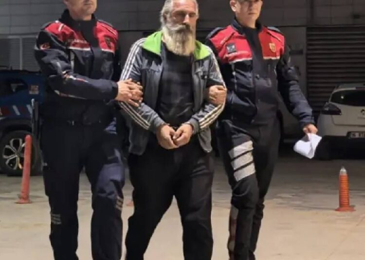 İnegöl'de baharatçı semt pazarında uyuşturucu tezgahı açtı 1 İnegöl’de baharatçı semt pazarında uyuşturucu tezgahı açtı