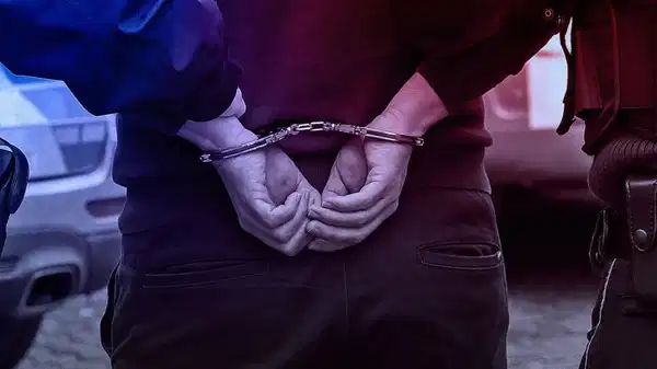 Kars'ta bir akademisyen nefret ve ayrımcılık suçlamasıyla gözaltına alındı 1 Kars’ta bir akademisyen nefret ve ayrımcılık suçlamasıyla gözaltına alındı