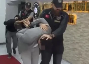 İntihar zannedildi cinayet çıktı: Miras için ailesini katletmiş