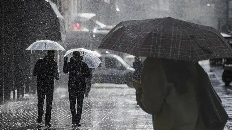 Meteoroloji'den 23 ile sarı kodlu uyarı: Kuvvetli sağanak geliyor 1 Meteoroloji’den 23 ile sarı kodlu uyarı: Kuvvetli sağanak geliyor