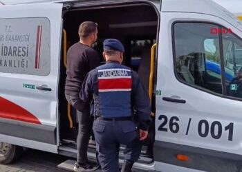 Yeniden Refah Partisi’nde 102 istifa: Gerekçe ‘İmralı’ kararı