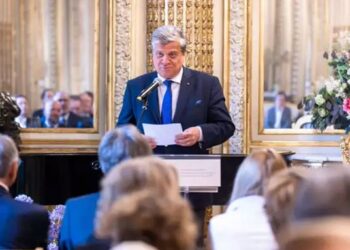 Avrupa’da sahte diploma soruşturması: Polonya’nın Paris Büyükelçisi görevden alındı