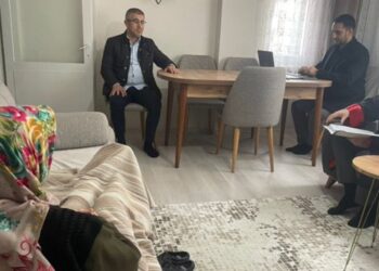 Evin salonu mahkeme oldu: Dava eve taşındı 7 Evin salonu mahkeme oldu: Dava eve taşındı