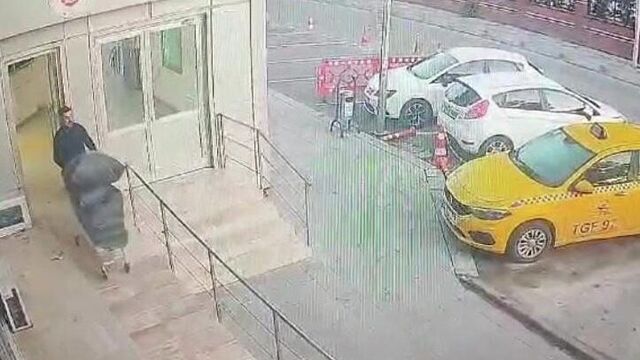 Büyükçekmece Adliyesi'ndeki soygun: Çalınan altınların sahibi ortaya çıktı 1 Büyükçekmece Adliyesi’ndeki soygun: Çalınan altınların sahibi ortaya çıktı