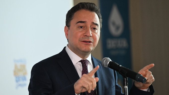 Ali Babacan’dan Erdoğan’a sert sözler: ‘Sürecin siyasi riskini üstlenmiyor’