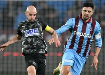 Trabzonspor’dan kupaya kötü başlangıç: Alanyaspor’a tek golle yenildi
