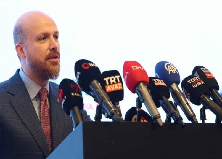 Bilal Erdoğan: “Hamdolsun o aydın sınıf tasfiye oldu”