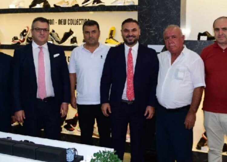 Cem Küçük’ün ortağı olduğu ayakkabı şirketi iflas edip kapandı 1 Cem Küçük’ün ortağı olduğu ayakkabı şirketi iflas edip kapandı