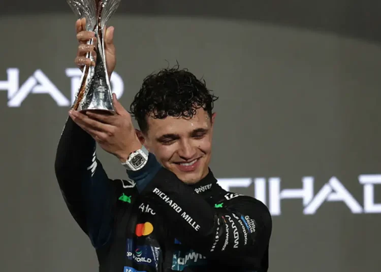 Formula 1'de sezonun şampiyonu Lando Norris 1 Formula 1’de sezonun şampiyonu Lando Norris