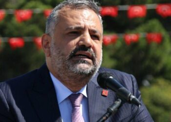 Eski CHP İzmir İl Başkanı yeniden gözaltına alındı