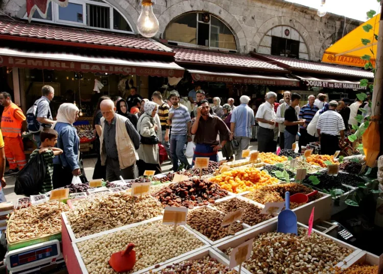 Yılbaşı öncesi kuruyemiş fiyatları cep yakıyor: Geçen yıla göre iki kat artış 1 Yılbaşı öncesi kuruyemiş fiyatları cep yakıyor: Geçen yıla göre iki kat artış