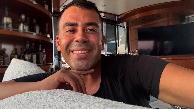 Hakkında yakalama kararı çıkarılan Mert Vidinli'den açıklama: "Ankara bürokrasisi beni iyi tanır" 1 Hakkında yakalama kararı çıkarılan Mert Vidinli’den açıklama: “Ankara bürokrasisi beni iyi tanır”