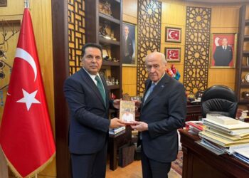 CHP’li Ahmet Özer’den Bahçeli’ye ziyaret: CHP’ye yapılan kuşatmanın son bulmasını istedim