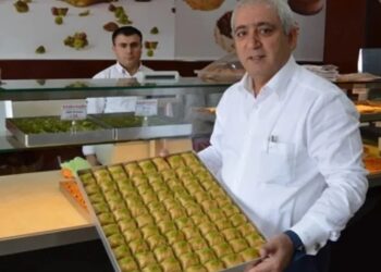 Ünlü baklavacı rüşvet iddiasıyla tutuklandı 8 Ünlü baklavacı rüşvet iddiasıyla tutuklandı