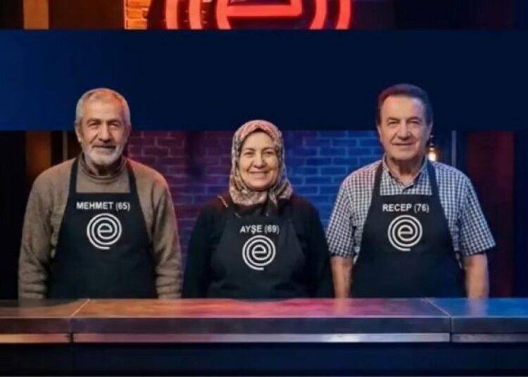 Saadet'in 'EmekliChef' videosu sosyal medyada viral oldu 1 Saadet’in ‘EmekliChef’ videosu sosyal medyada viral oldu