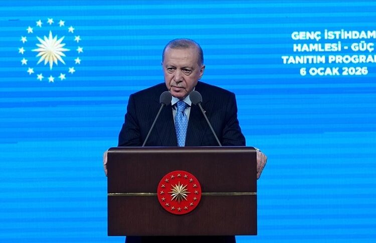 Erdoğan: 3 yılda 3 milyondan fazla gencimizi istihdama kazandıracağız