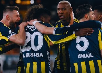 Safa Kar yazdı I Fenerbahçe hata yapmadı