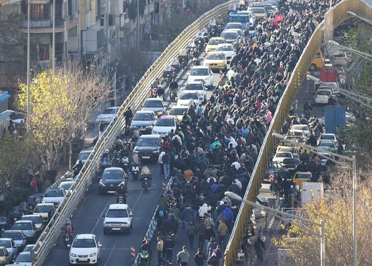 İran’da can kaybı 2 bin 571'e ulaştı 1 İran’daki ekonomik kriz protestolarında can kaybı 20’ye yükseldi