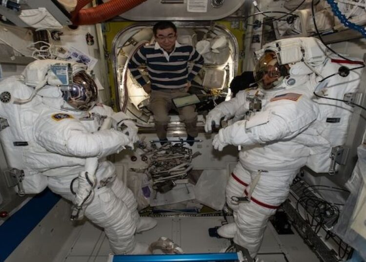 Astronot rahatsızlandı, NASA acil dönüş planını devreye aldı