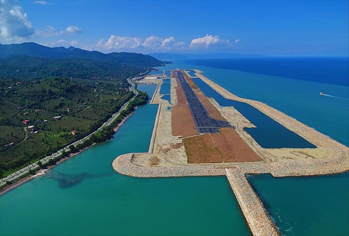 Trabzon'da denize yapılacak havalimanı için çalışmalar bu yıl başlıyor 1 Trabzon’da denize yapılacak havalimanı için çalışmalar bu yıl başlıyor