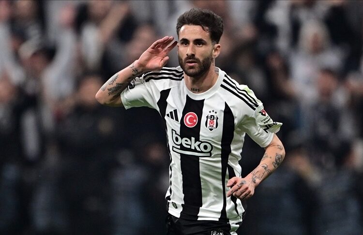 Kamil Aslan yazdı I Rafa Silva örneği üzerinden Türk futbolunun “sözleşme körlüğü” 1 Kamil Aslan yazdı I Rafa Silva örneği üzerinden Türk futbolunun “sözleşme körlüğü”