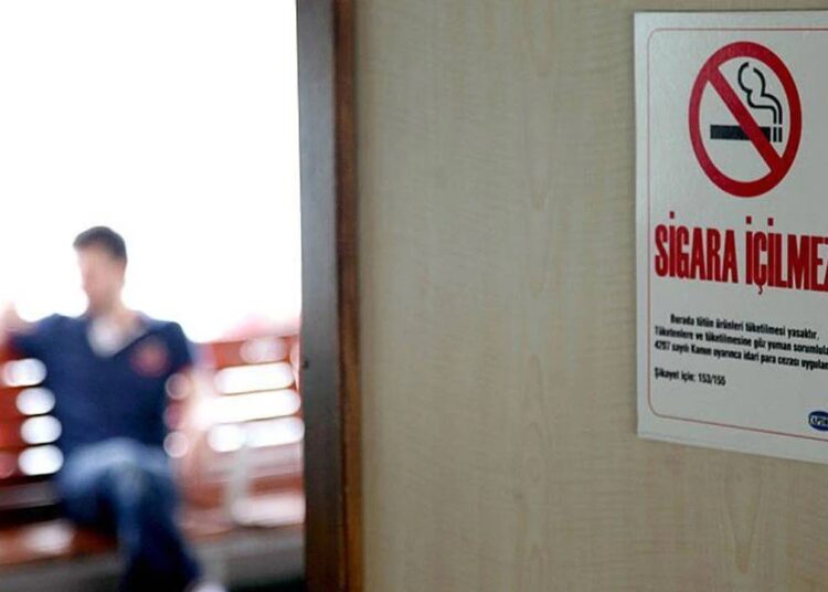 Sigara kullanımının görünürlüğünü azaltmaya yönelik yeni kanun yolda 1 Sigara kullanımının görünürlüğünü azaltmaya yönelik yeni kanun yolda