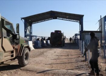 Vahap Aktaş yazdı I Kürekle Söndürülen Yangın: Ortadoğu Halklarının Trajedisi