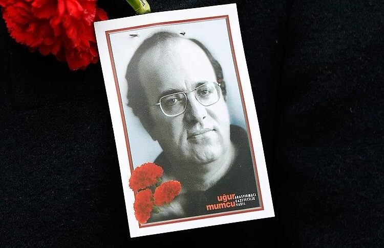 Uğur Mumcu suikastının üzerinden 33 yıl geçti 1 Uğur Mumcu suikastının üzerinden 33 yıl geçti