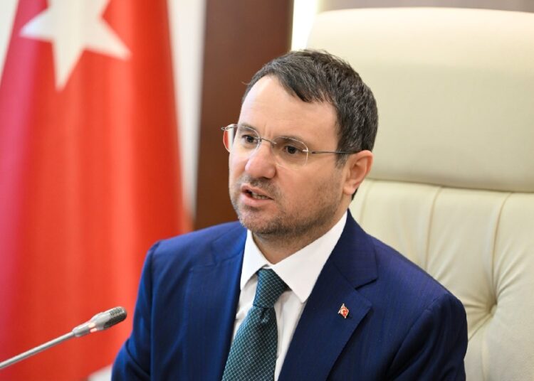 Bakan Gürlek’ten “Şahsa özgü bir düzenleme yok” açıklaması