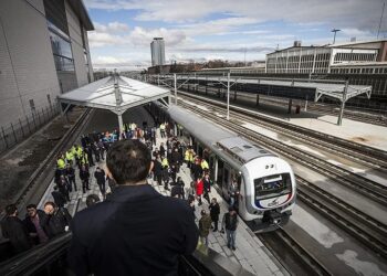 Sincan Banliyö Hattı Yenikent’e uzatılacak