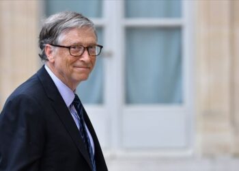 İddialara cevap veren Bill Gates: Yaptığım aptallıktı