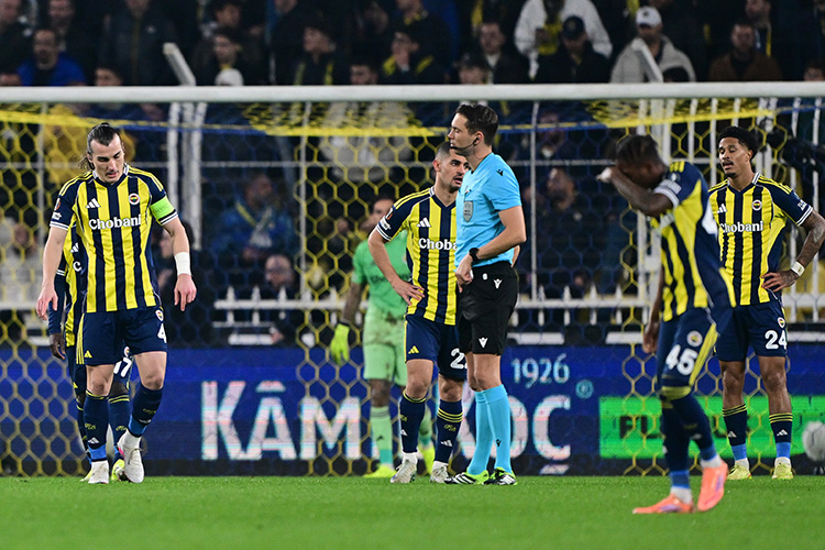 Alper Ayan yazdı I Fenerbahçe’nin nefesi tura yetmedi 1 Alper Ayan yazdı I Fenerbahçe’nin nefesi tura yetmedi