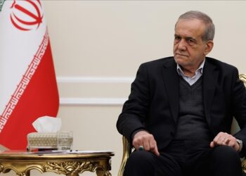 İran devlet televizyonu, Pezeşkiyan’ın açılış programının yayınını kesti