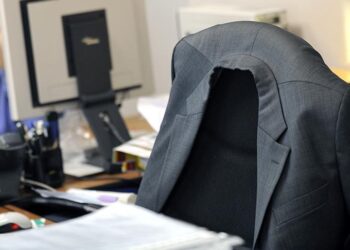 Kemal Albayrak yazdı I Bozuk sistem, kirli düzen getirir mi?