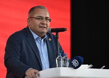 Keçiören Belediye Başkanı Mesut Özarslan CHP’den istifa etti