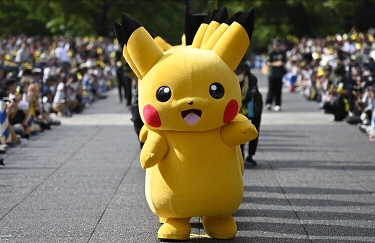 Pokemon koleksiyon kartı 16,5 milyon dolara satıldı