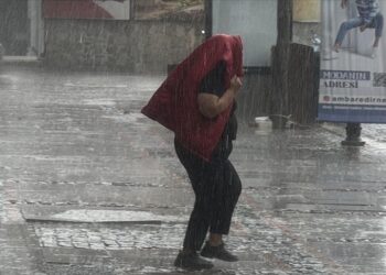Meteoroloji’nin yeni tahmini: Kar ve sağanak yağış geliyor