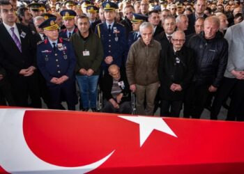 Şehit Pilot Binbaşı Bolat son yolculuğuna uğurlandı