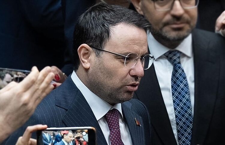 Yazıcıoğlu soruşturması hakkında konuşan Gürlek: Hiçbir dosya karanlıkta kalmayacak 1 Özgür Özel’in malvarlığı iddiasına cevap veren Akın Gürlek: Algı operasyonu